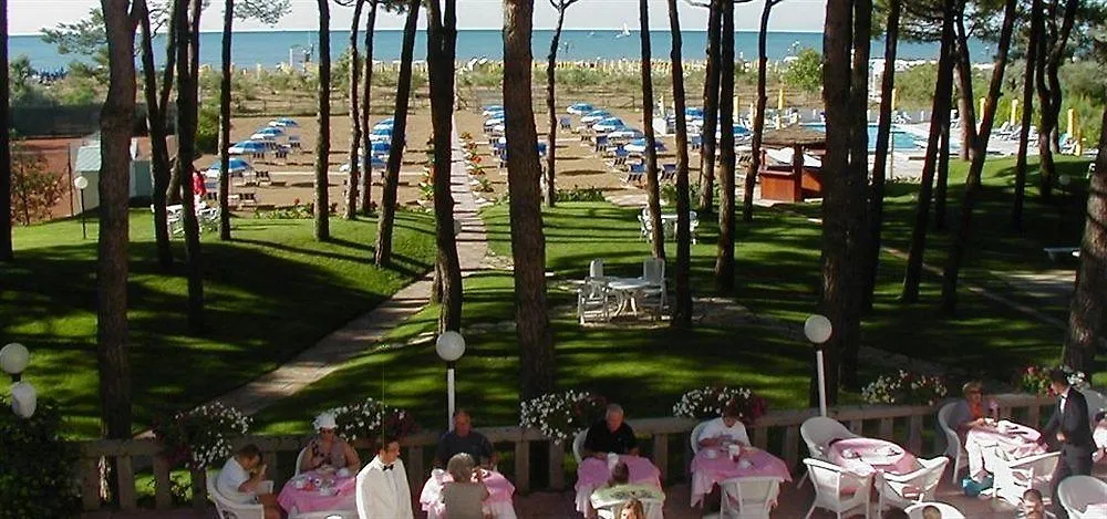 Hotel Beau Rivage Pineta Lido di Jesolo