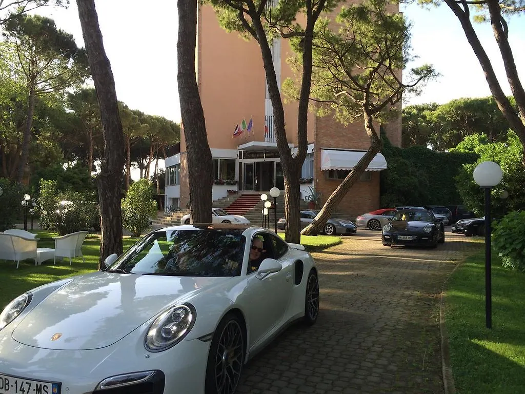 Hotel Beau Rivage Pineta Lido di Jesolo